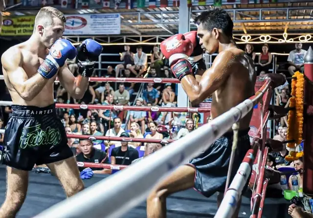 Chinnarach Muay Thai stadium Phanngan 